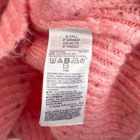 Old Navy Festive Craft Bright Pink Wool Blend Pullover Sweater Size Small Tall - Picture 7 of 8